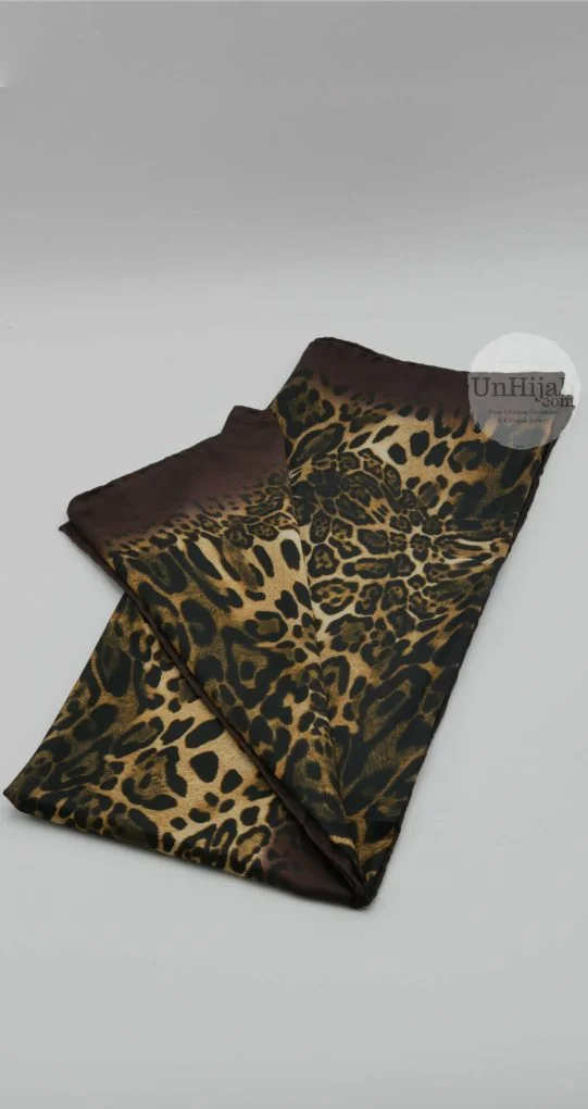 13ModSquare.TS_.D.13-scaled-1.jpg Foulard Collection Classique FT13 – Image 1