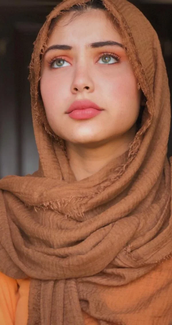 Brown crinkled Hijab