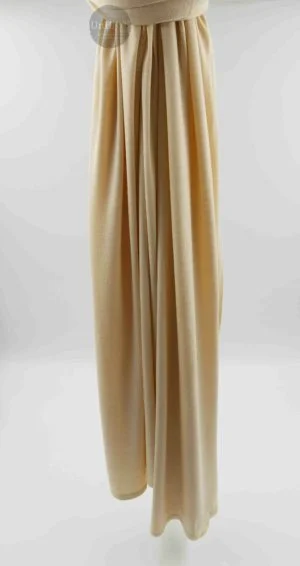 Hijab Jersey Crème Collection Premium: Le luxe à portée de main Chez Abaya Femme