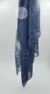 Hijab de encaje azul marino rectangular - Imagen 3