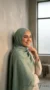 Hijab Froissé Mint rectangulaire Basic Collection - Minimal Photo - Model Style: Hijabi