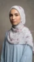 Bedrukte Vierkante Zijden Mousseline Hijab Collectie Luna Luna FP17 uitgelicht