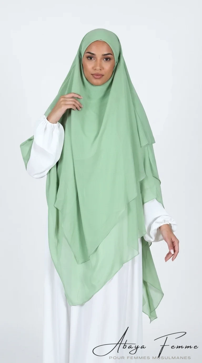 Khimar 3 Voiles Vert Clair - Studio Photo - Model Style: Hijabi