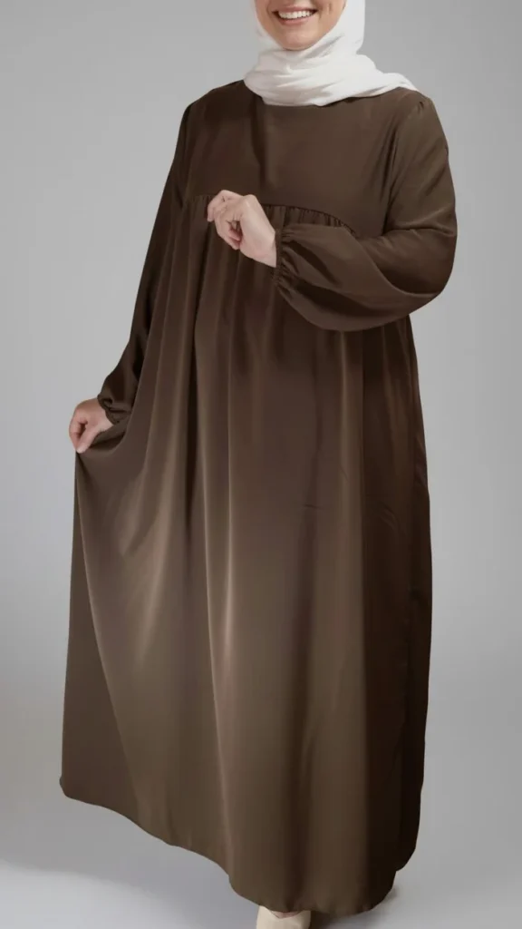 Uitlopende Abaya van Madinazijde in chocoladebruin – weergave 2