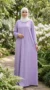 Abaya Longue boutonnée en soie de médine Lilas - Garden Photo - Model Style: Hijabi