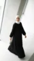 Abaya Soie de Médine évasée Noire - Minimal Photo - Model Style: Hijabi