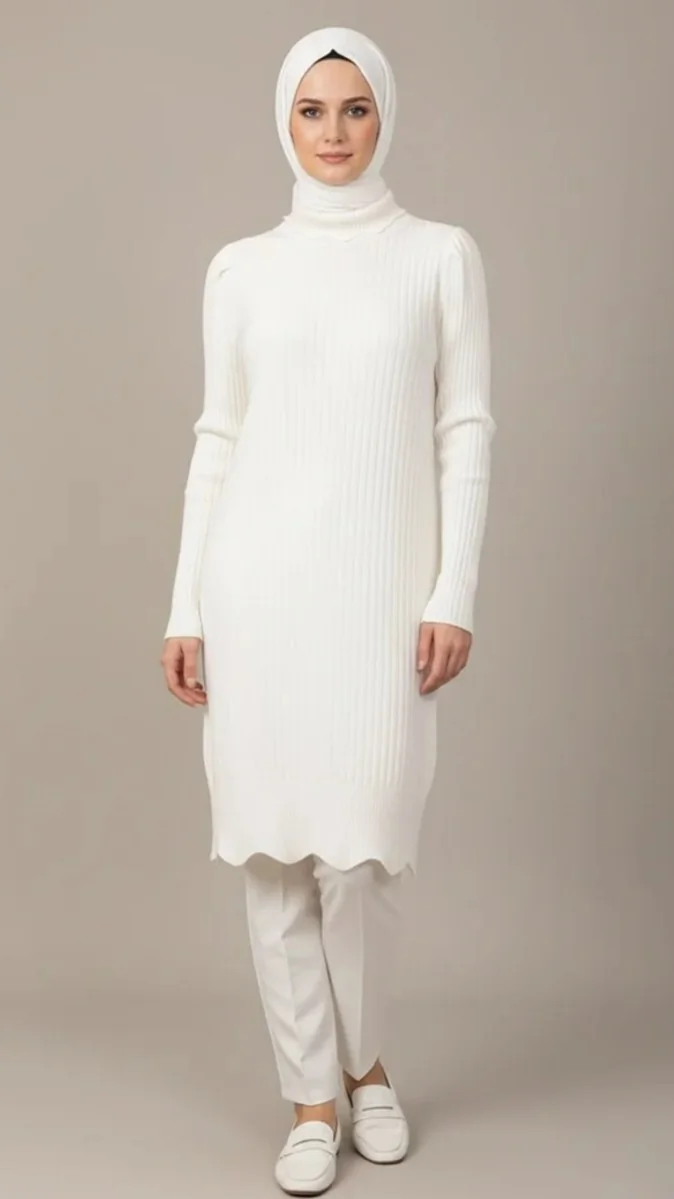 Pull Long Col Roulé en Maille Côtelée BLANC