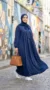 Abaya Bleu Marine en Soie de Médine - Street Photo - Model Style: Hijabi