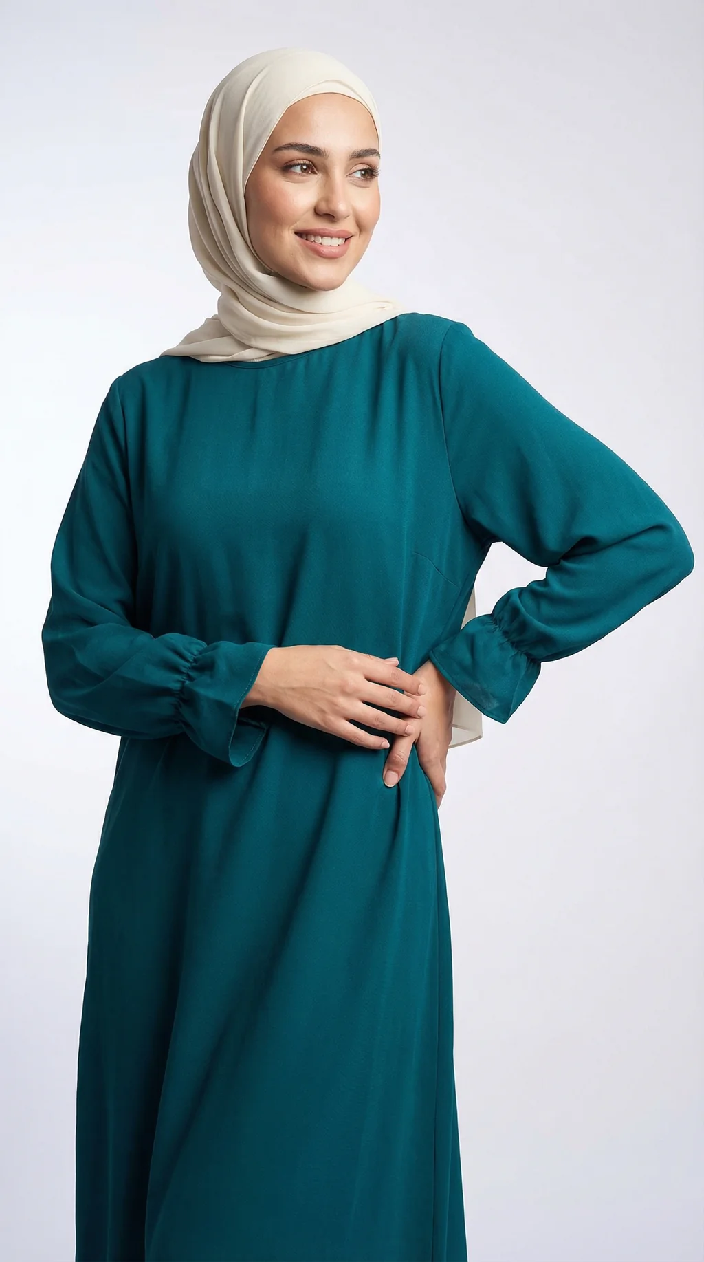 Robe Abaya Vert Canard  Jazz - Studio Photo - Model Style: Hijabi