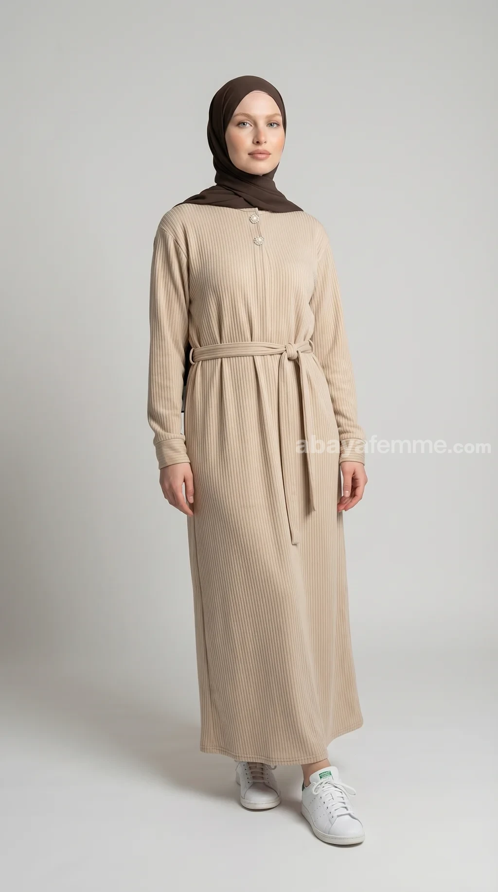 Abaya_effet-_velours-_creme