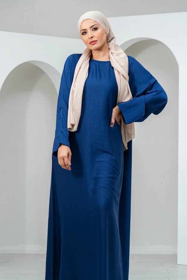 Laver et sécher une abaya : les précautions pour préserver sa forme